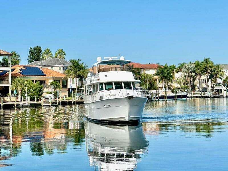 Longtail 58ft Hatteras Yacht For Sale
