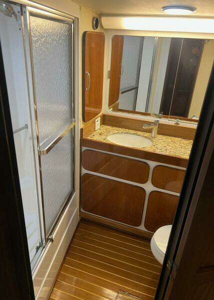 Longtail 58ft Hatteras Yacht For Sale