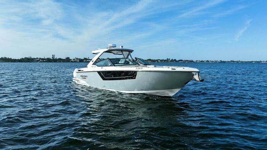 2023 Monterey 385 SS - Profile