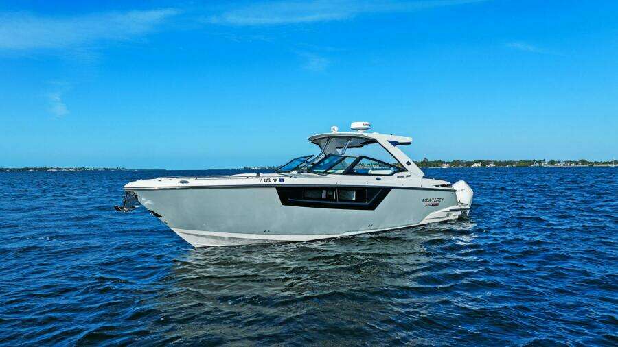 2023 Monterey 385 SS - Profile