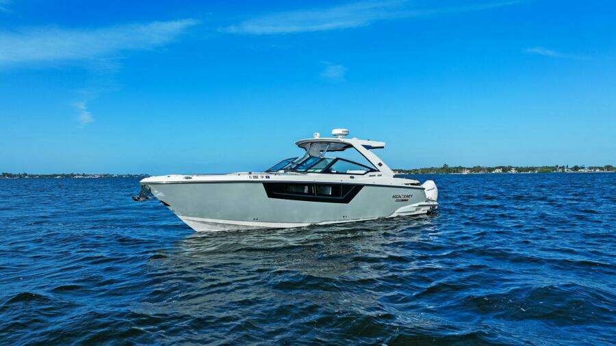 2023 Monterey 385 SS - Profile