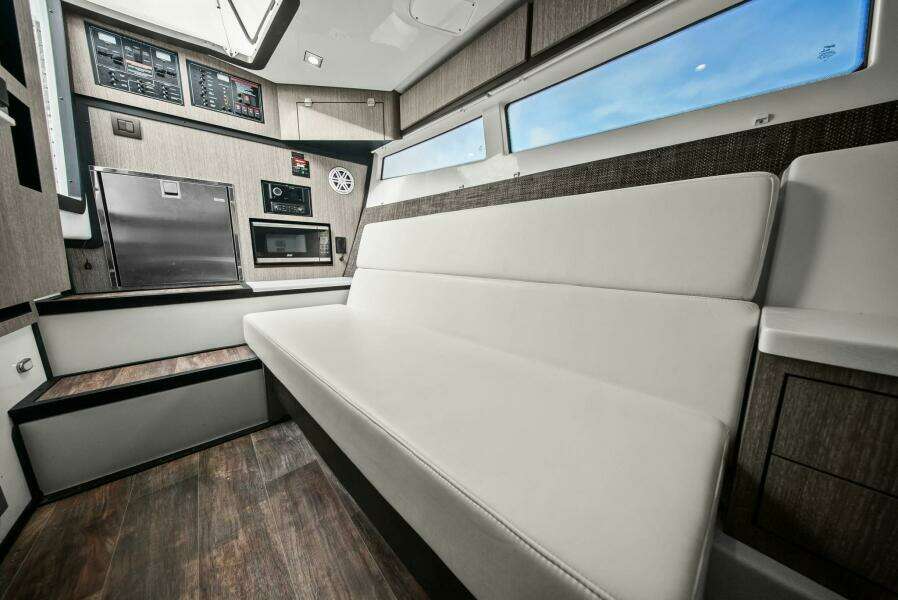 2023 Monterey 385 SS - Stateroom