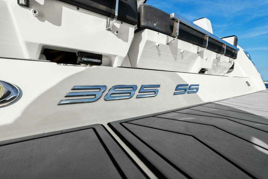 2023 Monterey 385 SS - Swim Platform