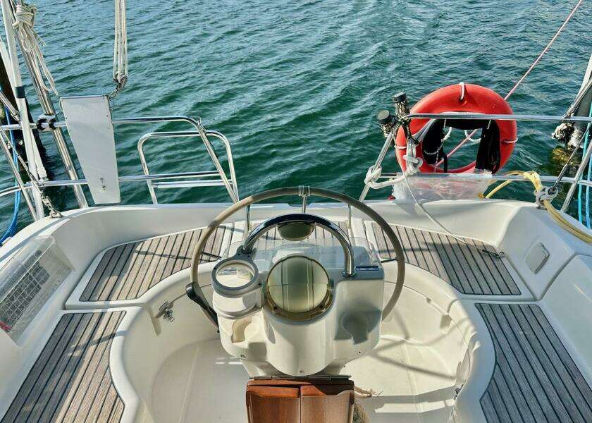 Carina 36ft Beneteau Yacht For Sale