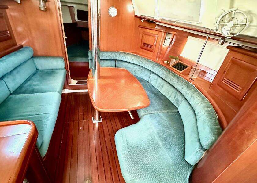 Carina 36ft Beneteau Yacht For Sale