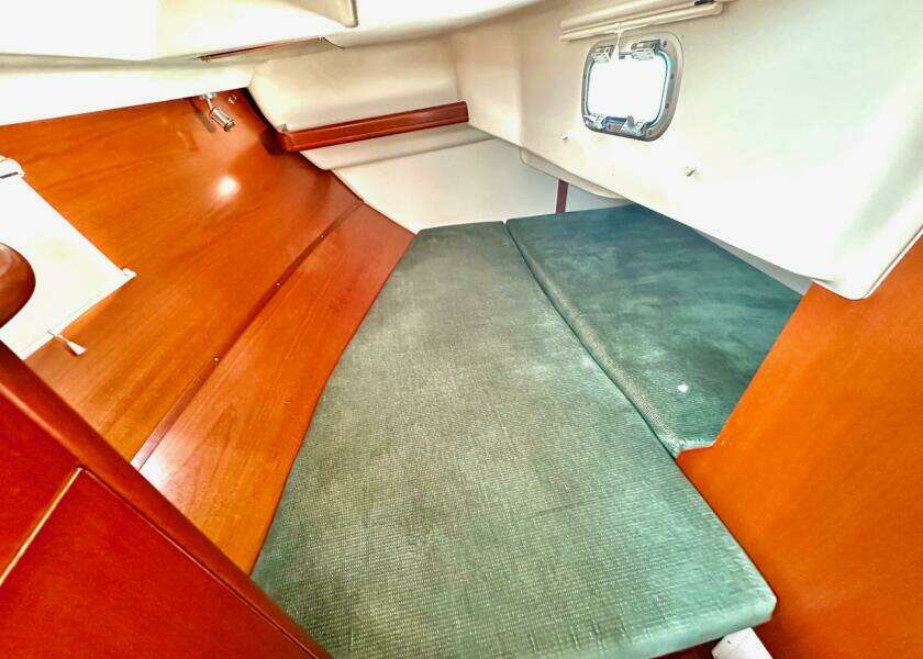 Carina 36ft Beneteau Yacht For Sale