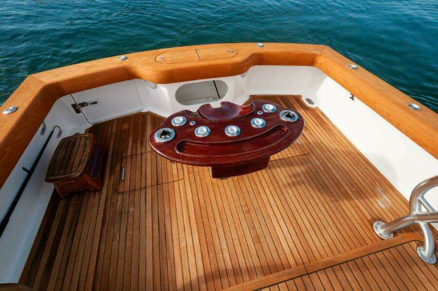 2024 Maverick Yachts Costa Rica 36 Walkaround- GAME ON- Cockpit