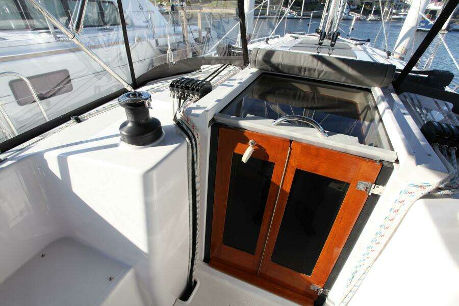 Timeless 42ft Catalina Yacht For Sale