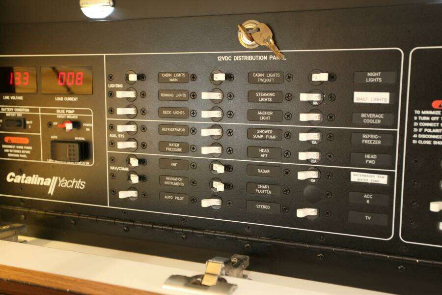 Timeless 42ft Catalina Yacht For Sale