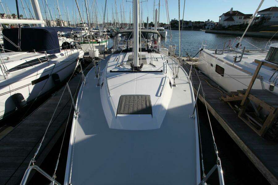 Timeless 42ft Catalina Yacht For Sale