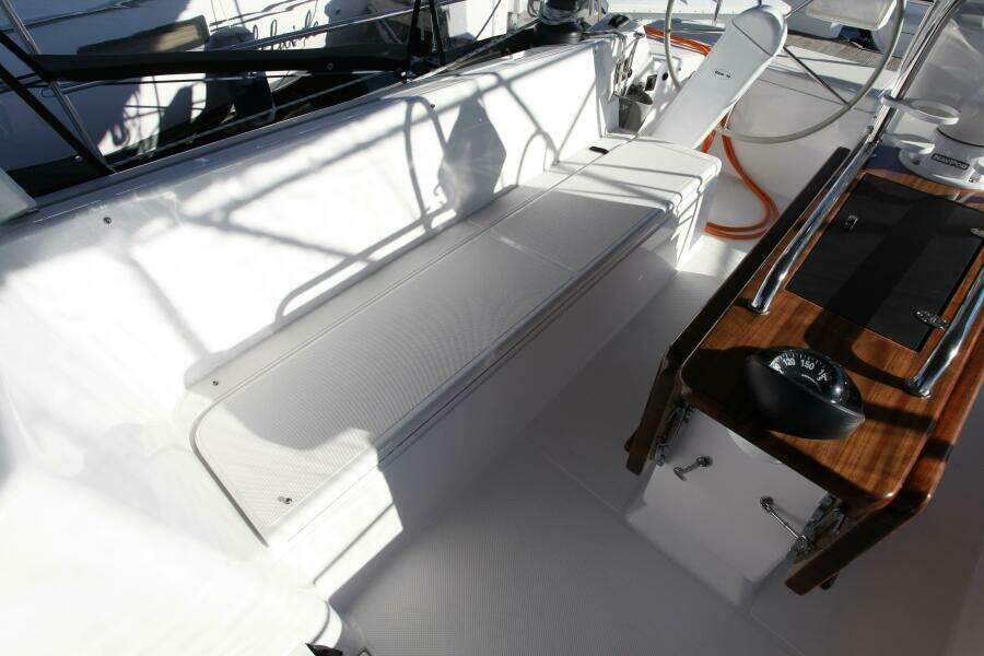 Timeless 42ft Catalina Yacht For Sale
