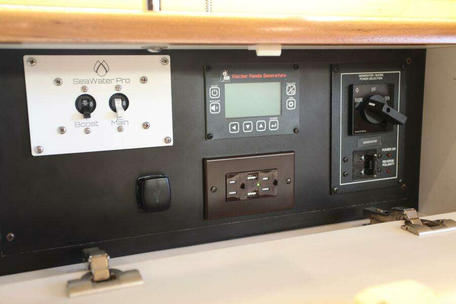 Timeless 42ft Catalina Yacht For Sale