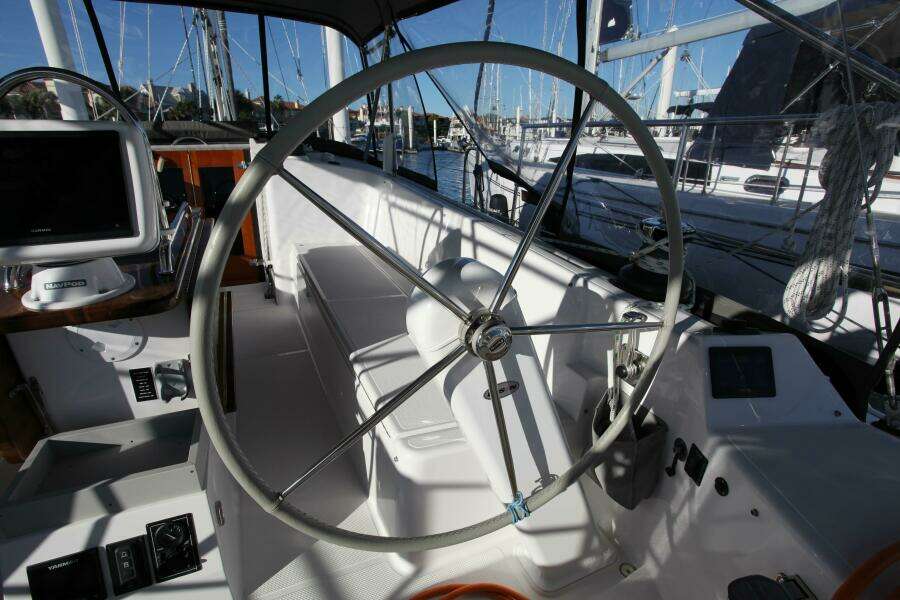 Timeless 42ft Catalina Yacht For Sale