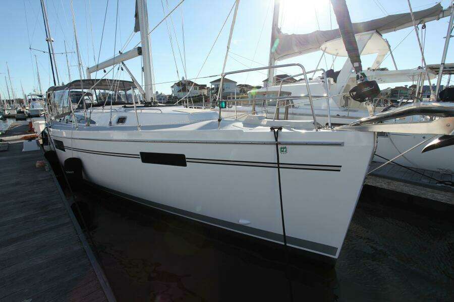 Timeless 42ft Catalina Yacht For Sale