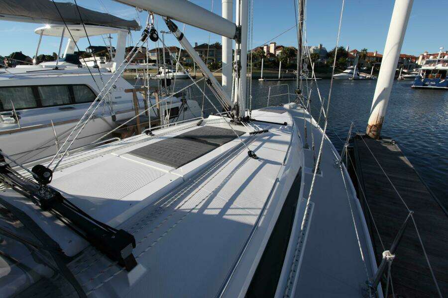 Timeless 42ft Catalina Yacht For Sale