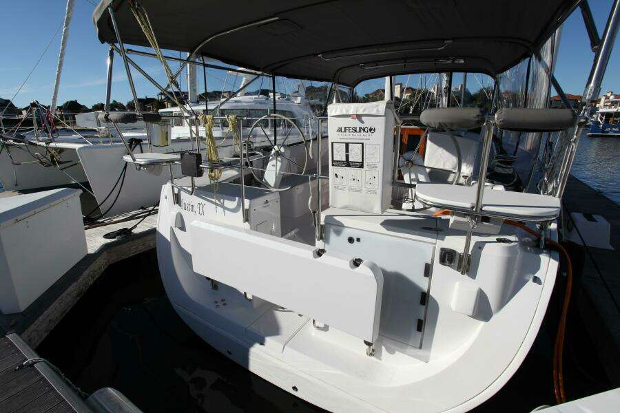 Timeless 42ft Catalina Yacht For Sale