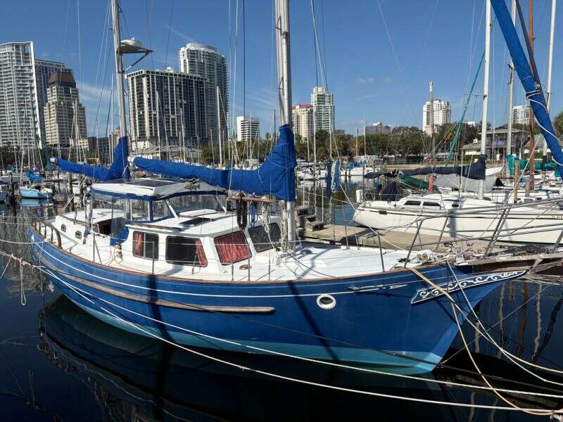 40ft Islander Yacht For Sale