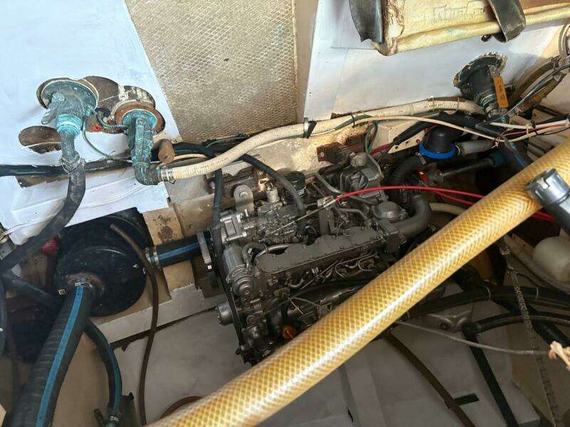 40ft Islander Yacht For Sale