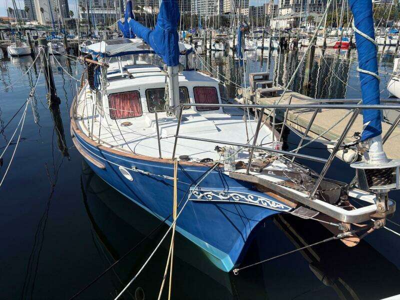 40ft Islander Yacht For Sale