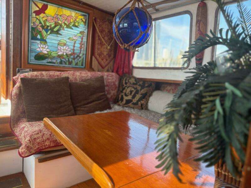 40ft Islander Yacht For Sale