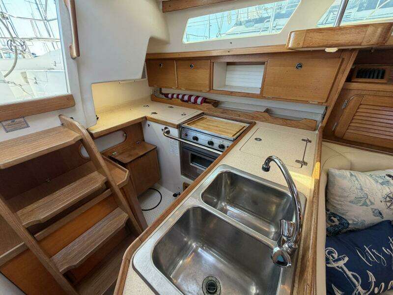 36ft Catalina Yacht For Sale
