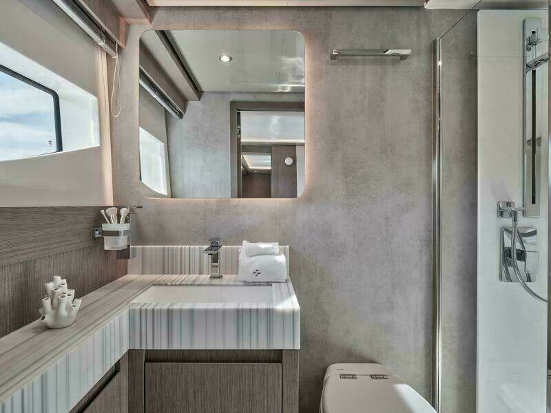 2025 M8 65 Prestige M8 Multi-Hull Power Catamaran - Manufacturer VIP Stateroom Head