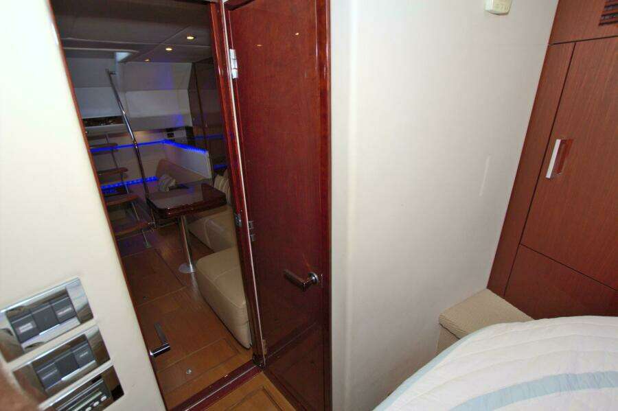 Sun Daze 45ft Sea Ray Yacht For Sale