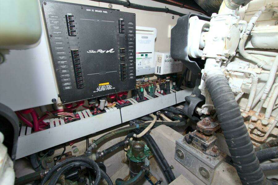 Sun Daze 45ft Sea Ray Yacht For Sale