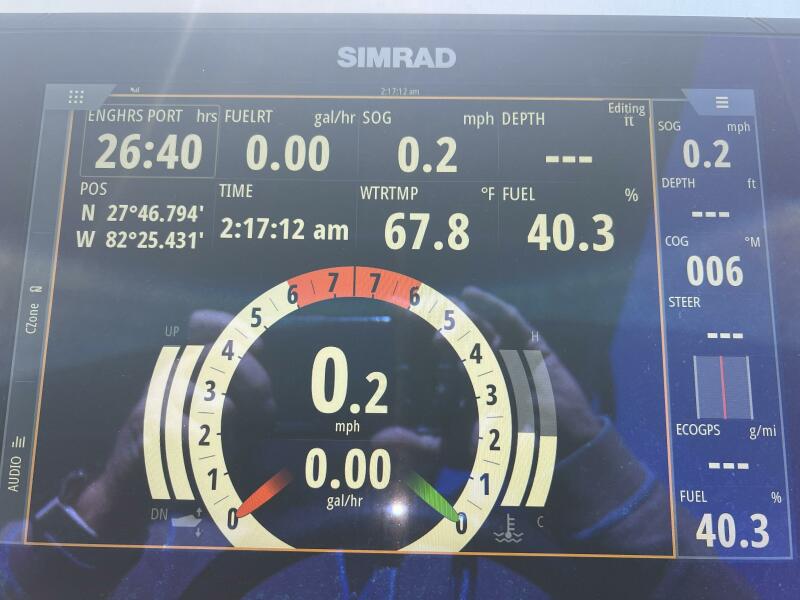 35' 2023 Premier 330 Escalante