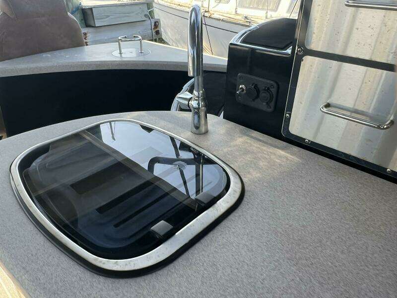 35ft Premier Yacht For Sale