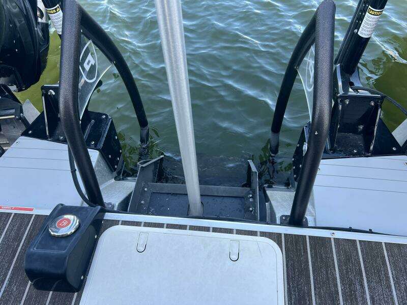 35ft Premier Yacht For Sale