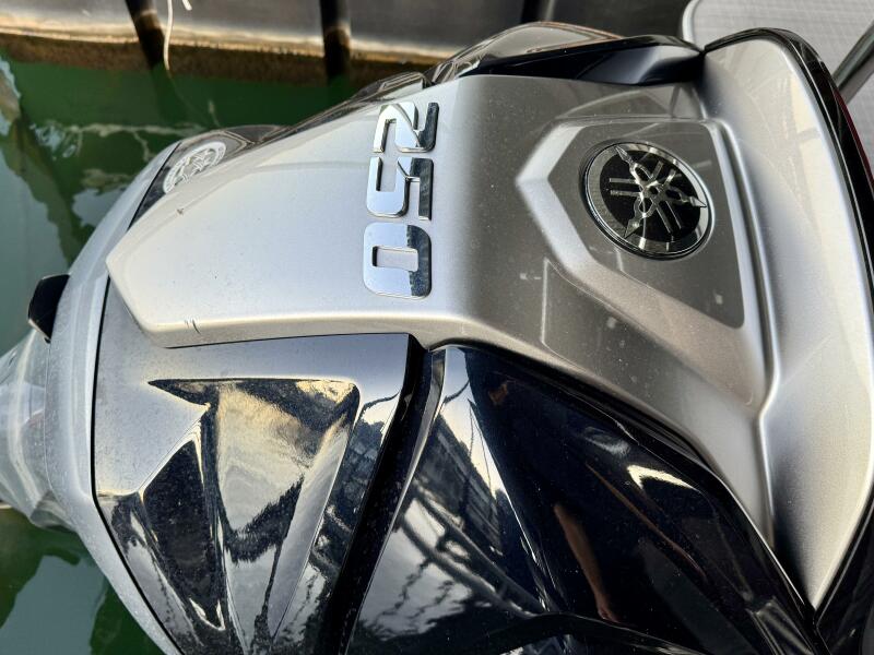 22' 2023 Veranda Vertex VTX 22R TritoonFL