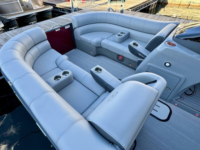 22' 2023 Veranda Vertex VTX 22R TritoonFL