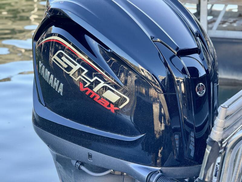 22' 2023 Veranda Vertex VTX 22R TritoonFL