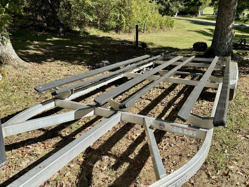 22' 2023 Veranda Vertex VTX 22R TritoonFL