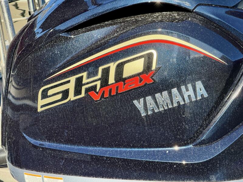 22' 2023 Veranda Vertex VTX 22R TritoonFL