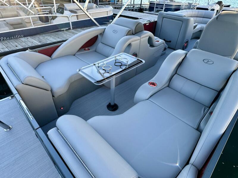 22' 2023 Veranda Vertex VTX 22R TritoonFL