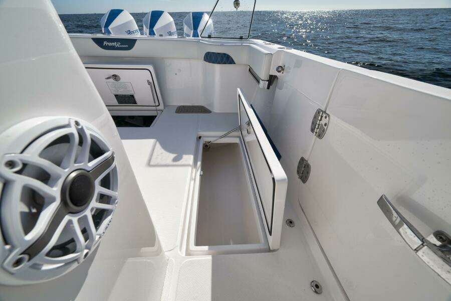 36ft Front Runner Yacht For Sale