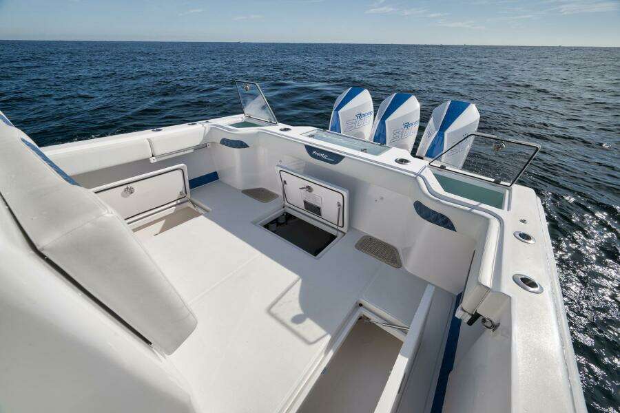 36ft Front Runner Yacht For Sale