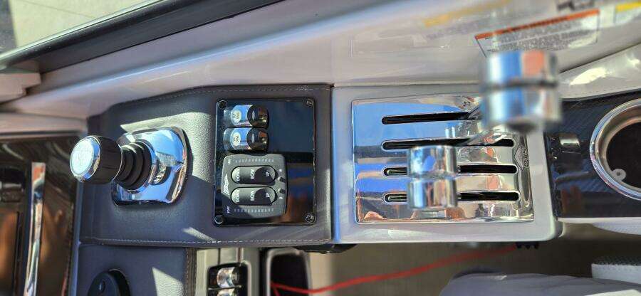 33ft Formula Yacht For Sale