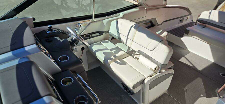 33ft Formula Yacht For Sale