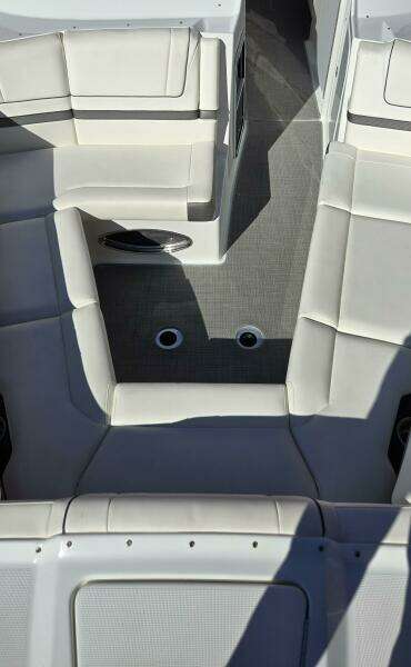 33ft Formula Yacht For Sale