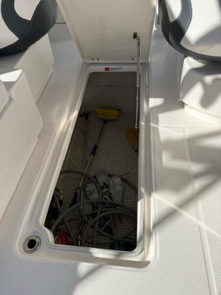 31' 2021 Robalo R317