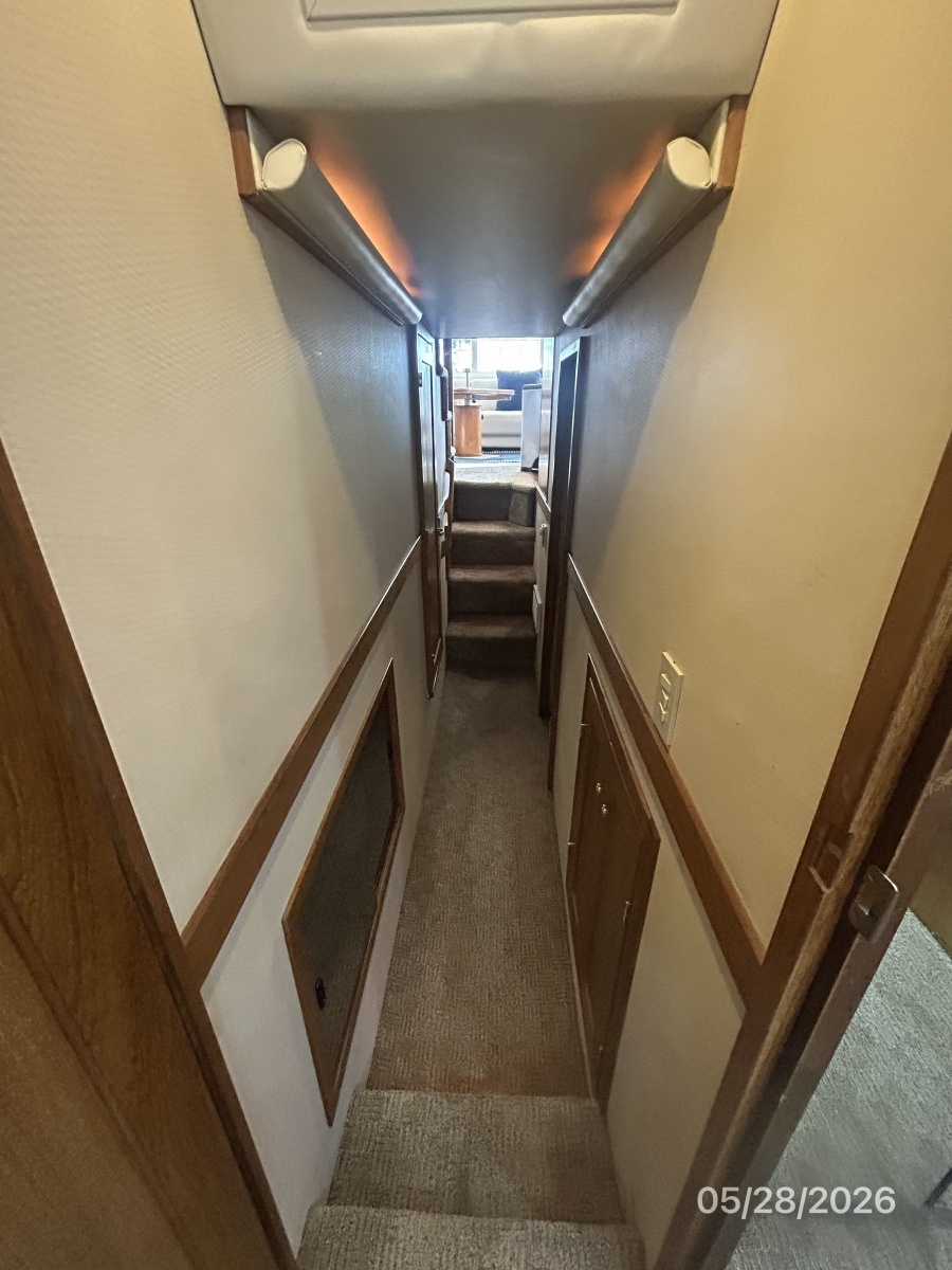 1998 Bayliner 4788