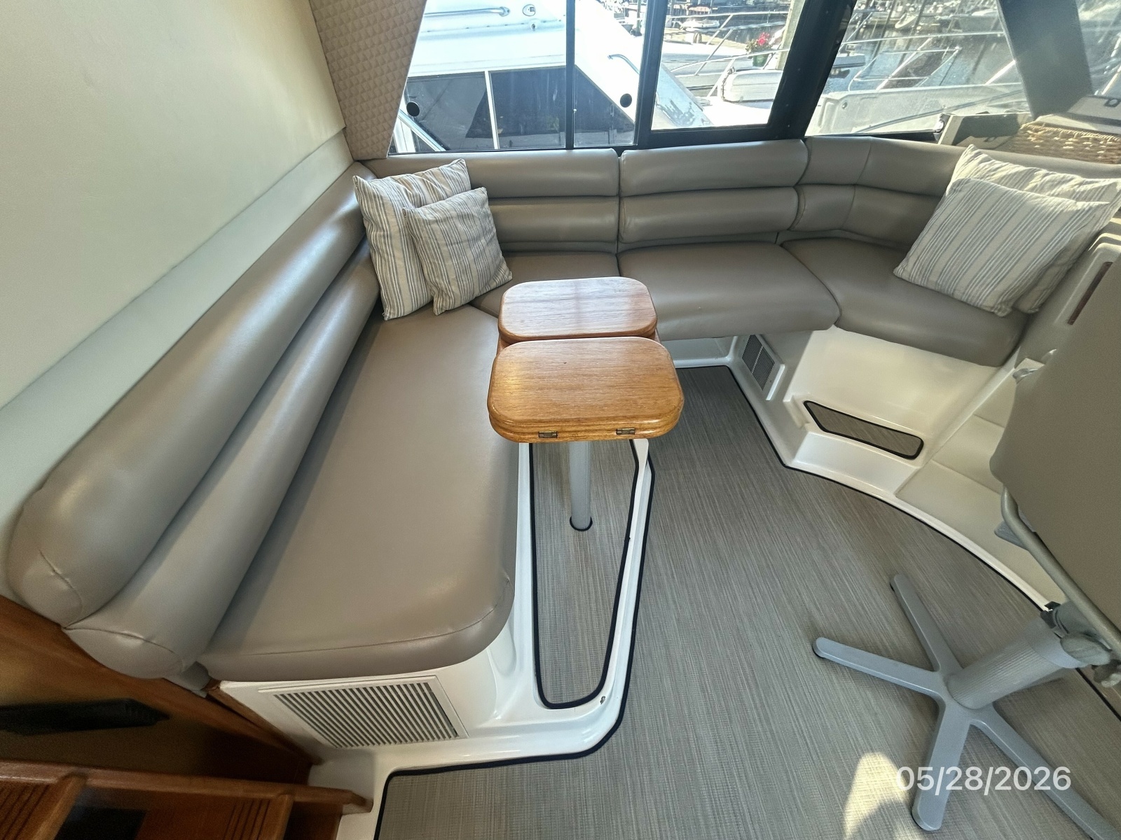 1998 Bayliner 4788