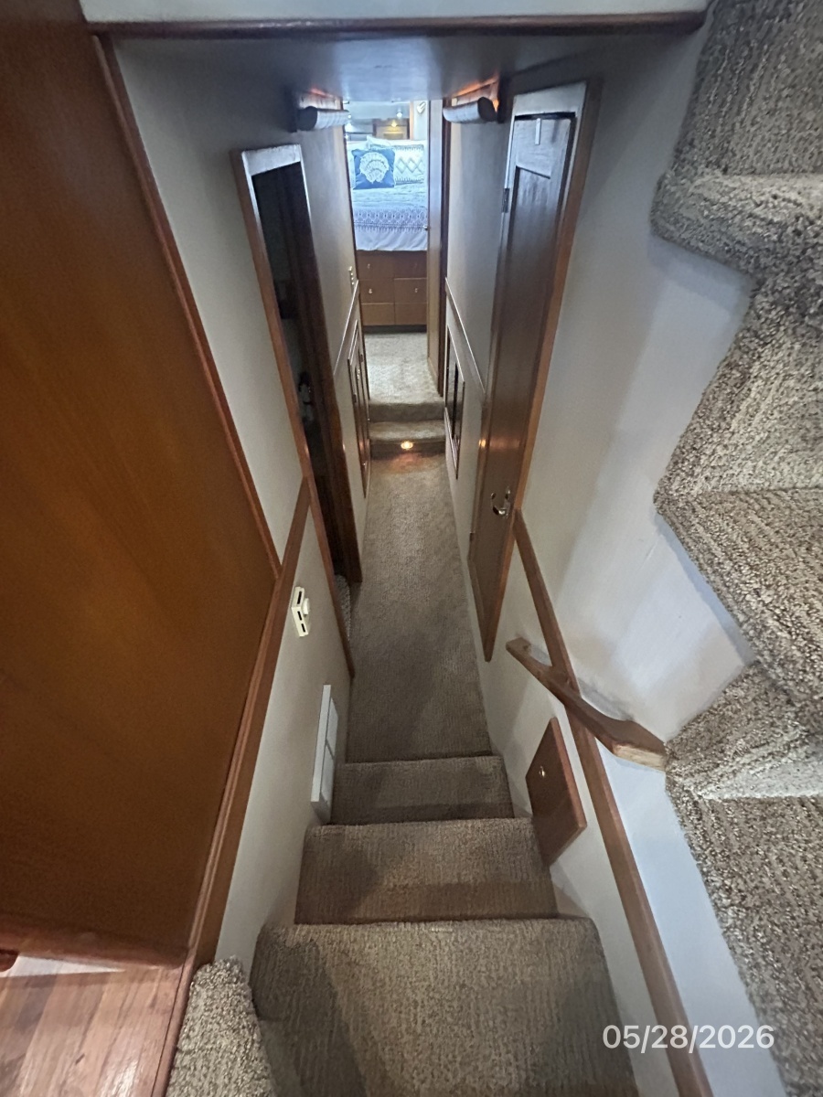 1998 Bayliner 4788
