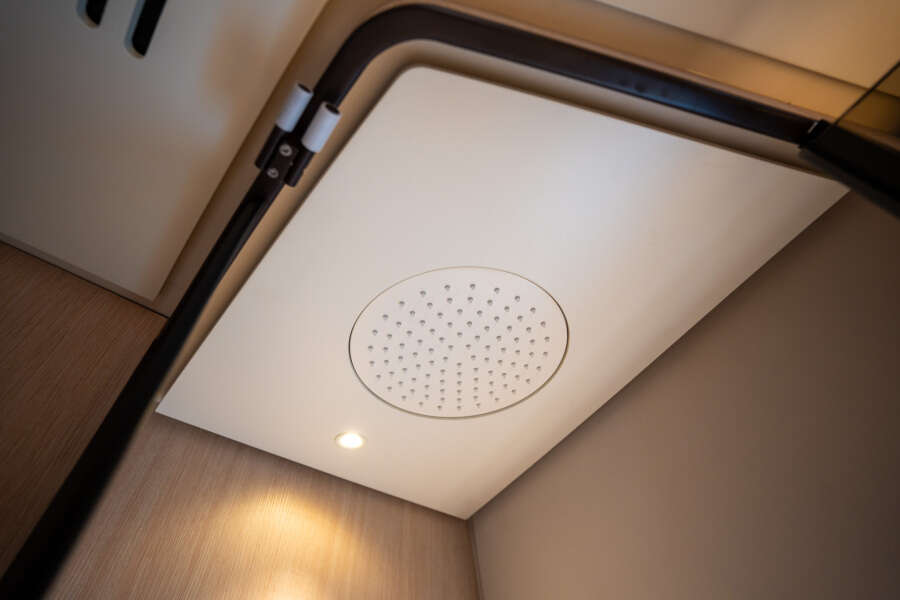 57ft Azimut Yacht For Sale