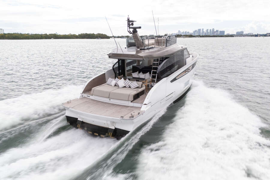 57ft Azimut Yacht For Sale