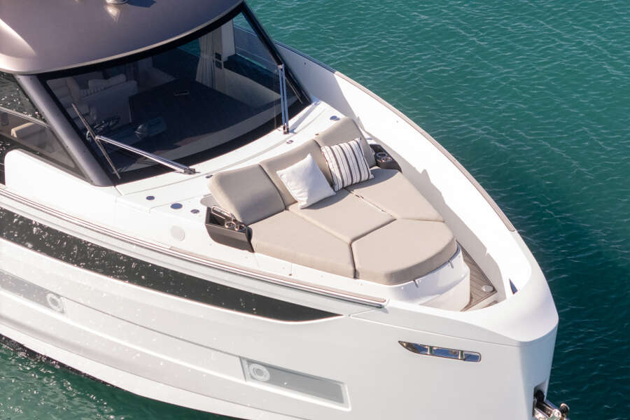 57ft Azimut Yacht For Sale