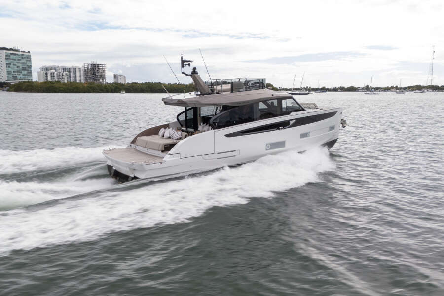 57ft Azimut Yacht For Sale